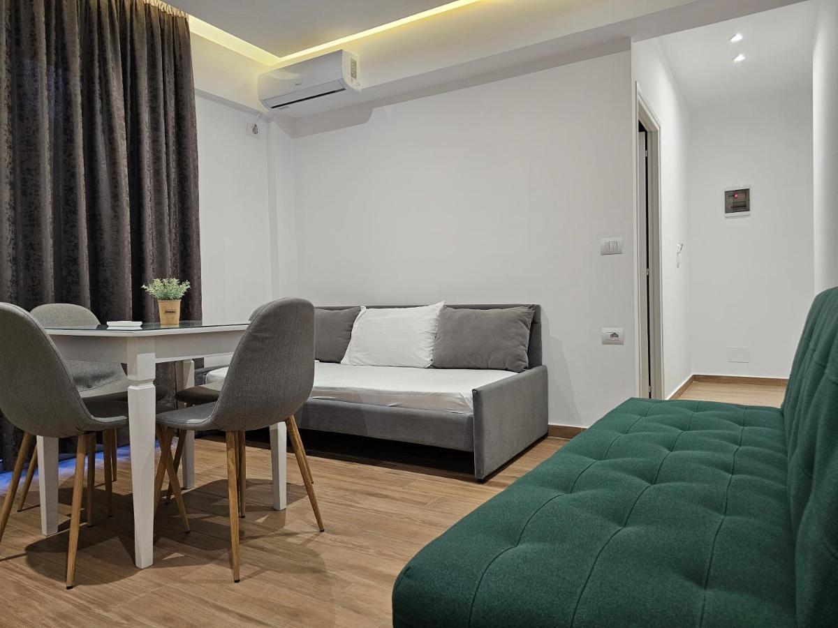 Vila 31 Sarandë Eksteriør billede